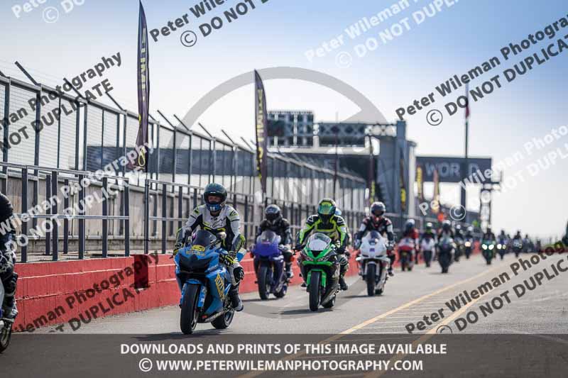 donington no limits trackday;donington park photographs;donington trackday photographs;no limits trackdays;peter wileman photography;trackday digital images;trackday photos